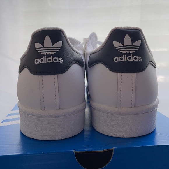 Adidas Superstar J - Picture 4 of 8